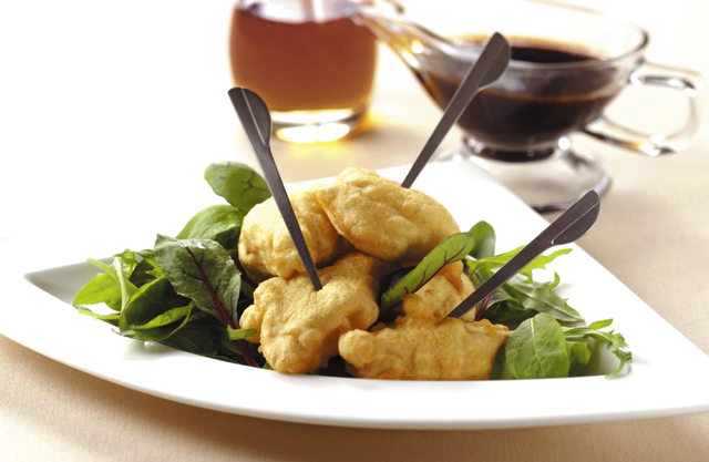 白身魚のビール衣揚げ　メープルシロップソース